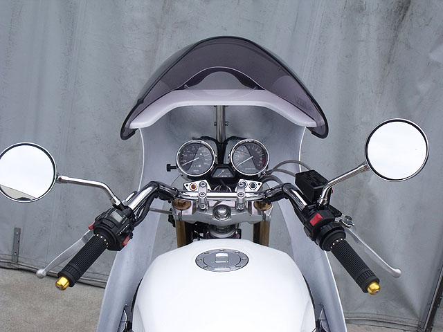 YAMAHA XJR400