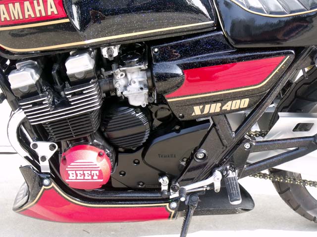 YAMAHA XJR400