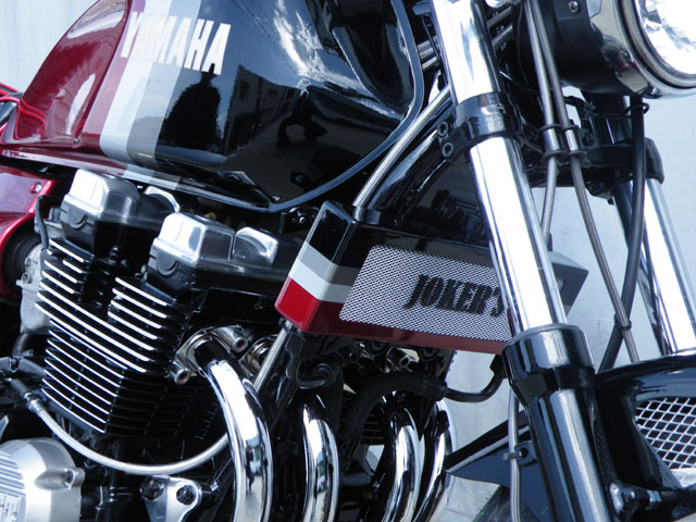 YAMAHA XJR400