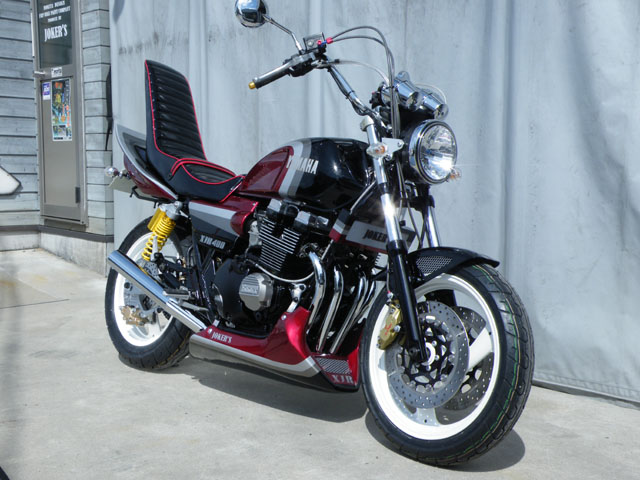 YAMAHA XJR400