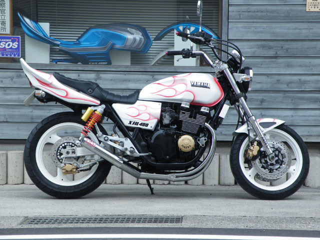 YAMAHA
  XJR400（ファイヤーグレード）Vresion2