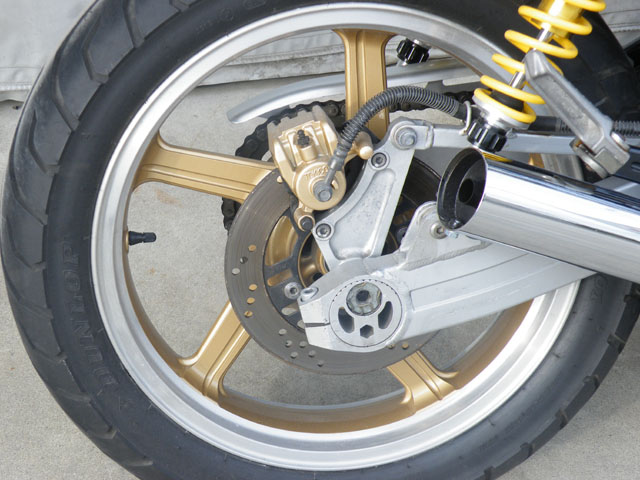 KAWASAKIゼファー400/FX仕様
E3カラーフルカスタム
