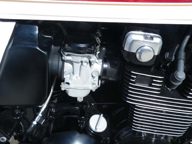 KAWASAKI　ゼファー400/FX仕様
E4カラーカスタム