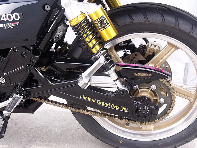 KAWASAKIゼファー400χ/FX仕様E4カラー