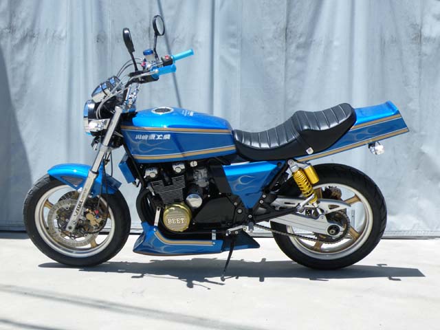KAWASAKI　ゼファーMkⅡフルカスタム仕様